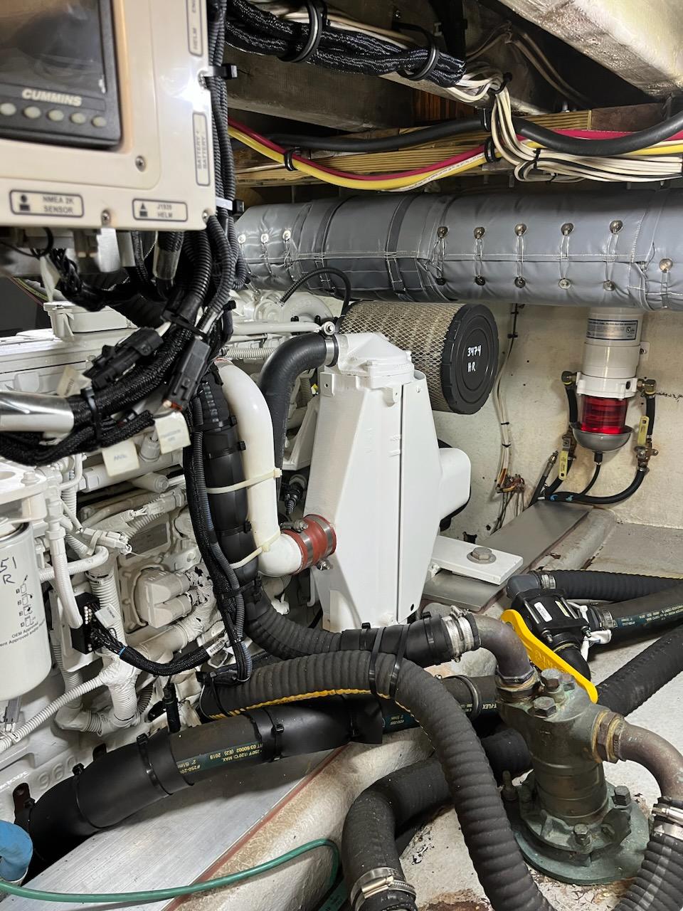 43' Daniels Head Novi Lobster Boat 2004 Cummins 405 HP Midcoast