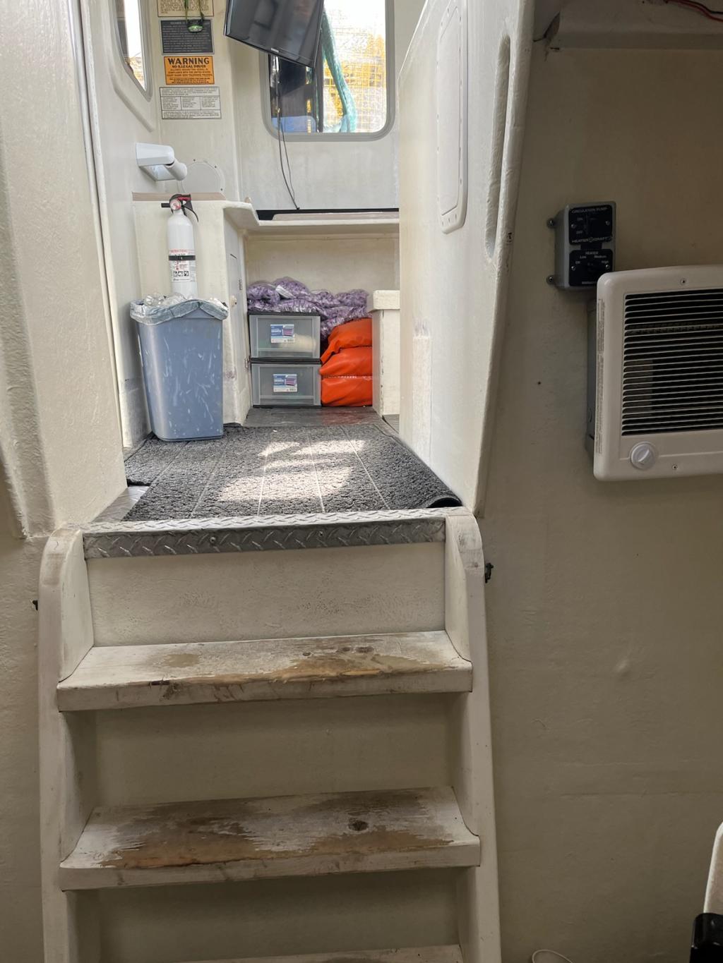 43' Daniels Head Novi Lobster Boat 2004 Cummins 405 HP Midcoast