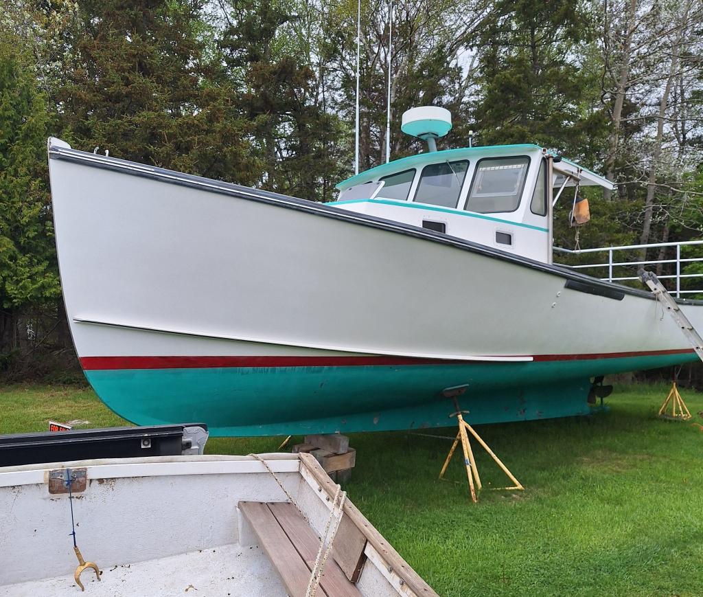 37' H&H 2000 Lobster Boat For Sale - Cummins 430 HP