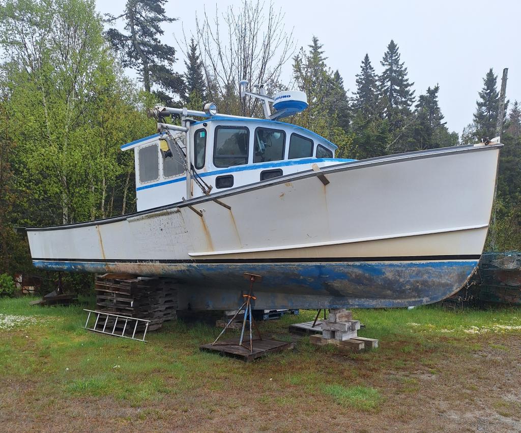 36' Calvin Beal 2002 Lobster Boat For Sale - John Deere 375 HP