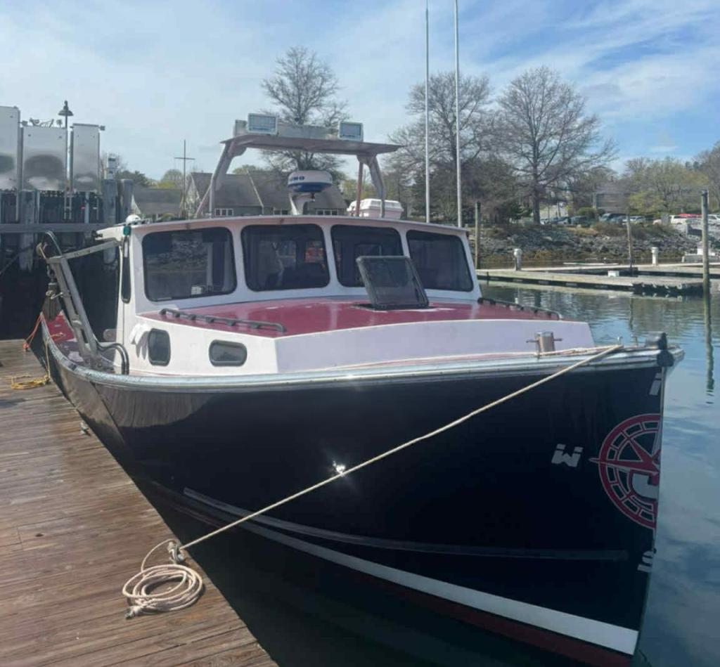 38' Calvin Beal 2003 Lobster Boat For Sale - John Deere 750 HP
