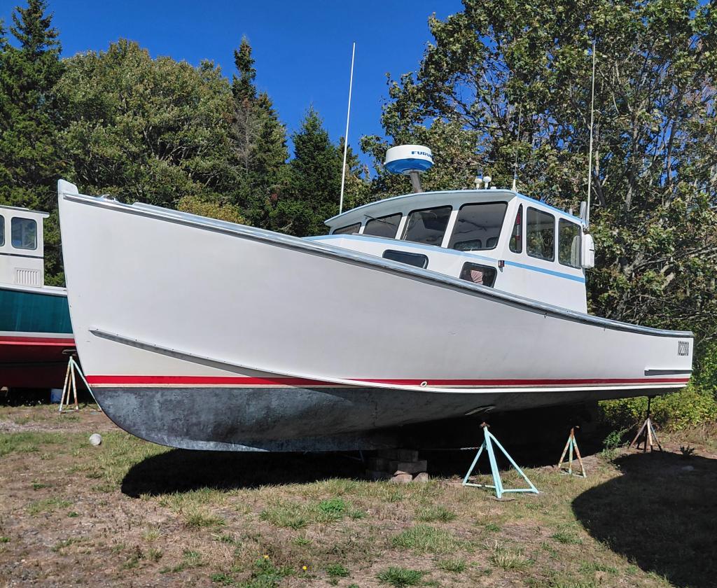 35' H&H 1994 Lobster Boat For Sale - John Deere 375 HP - SOLD