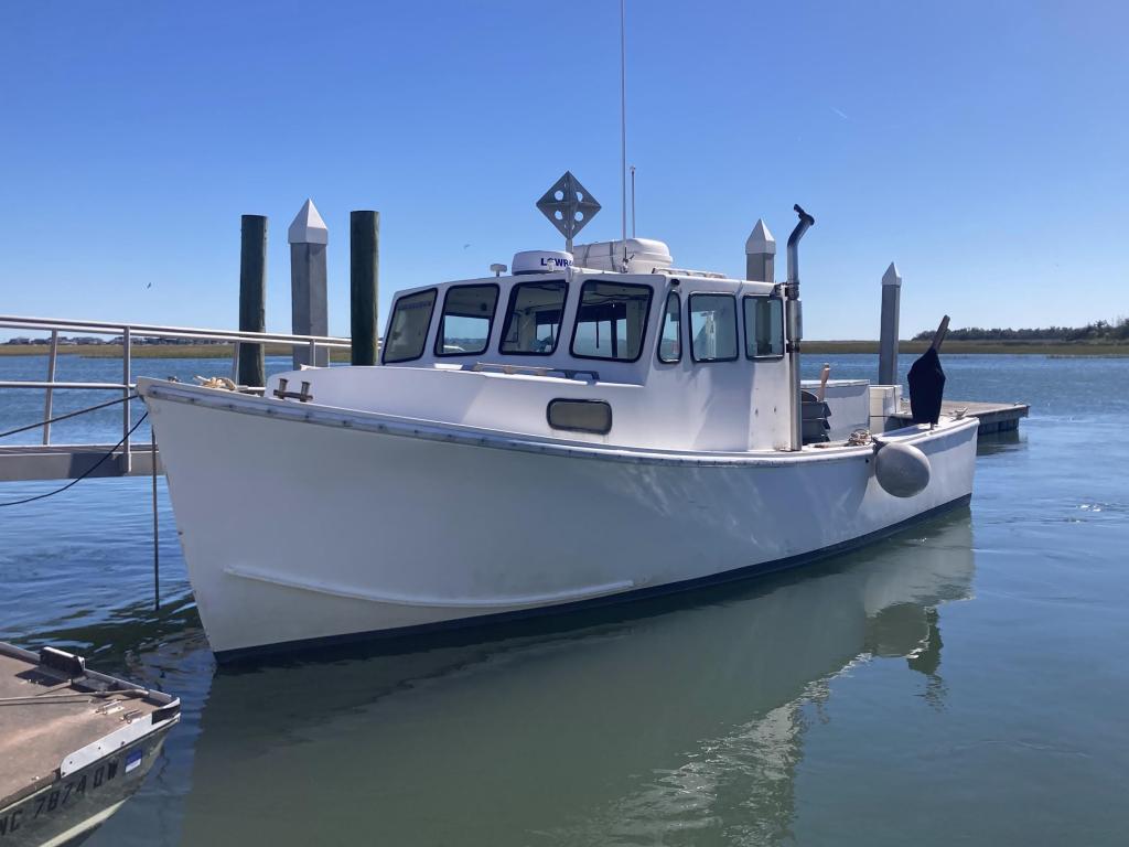 32' BHM 1986 Lobster Boat For Sale - Cummins 270 HP