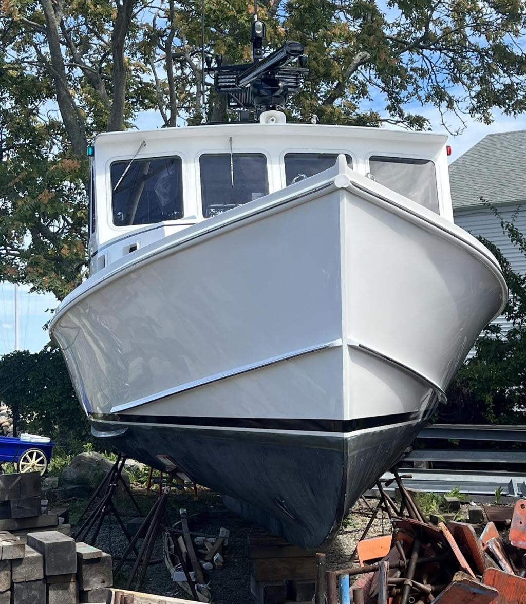 36' H&H 2015 Downeast Cruiser For Sale - Cummins 610 HP