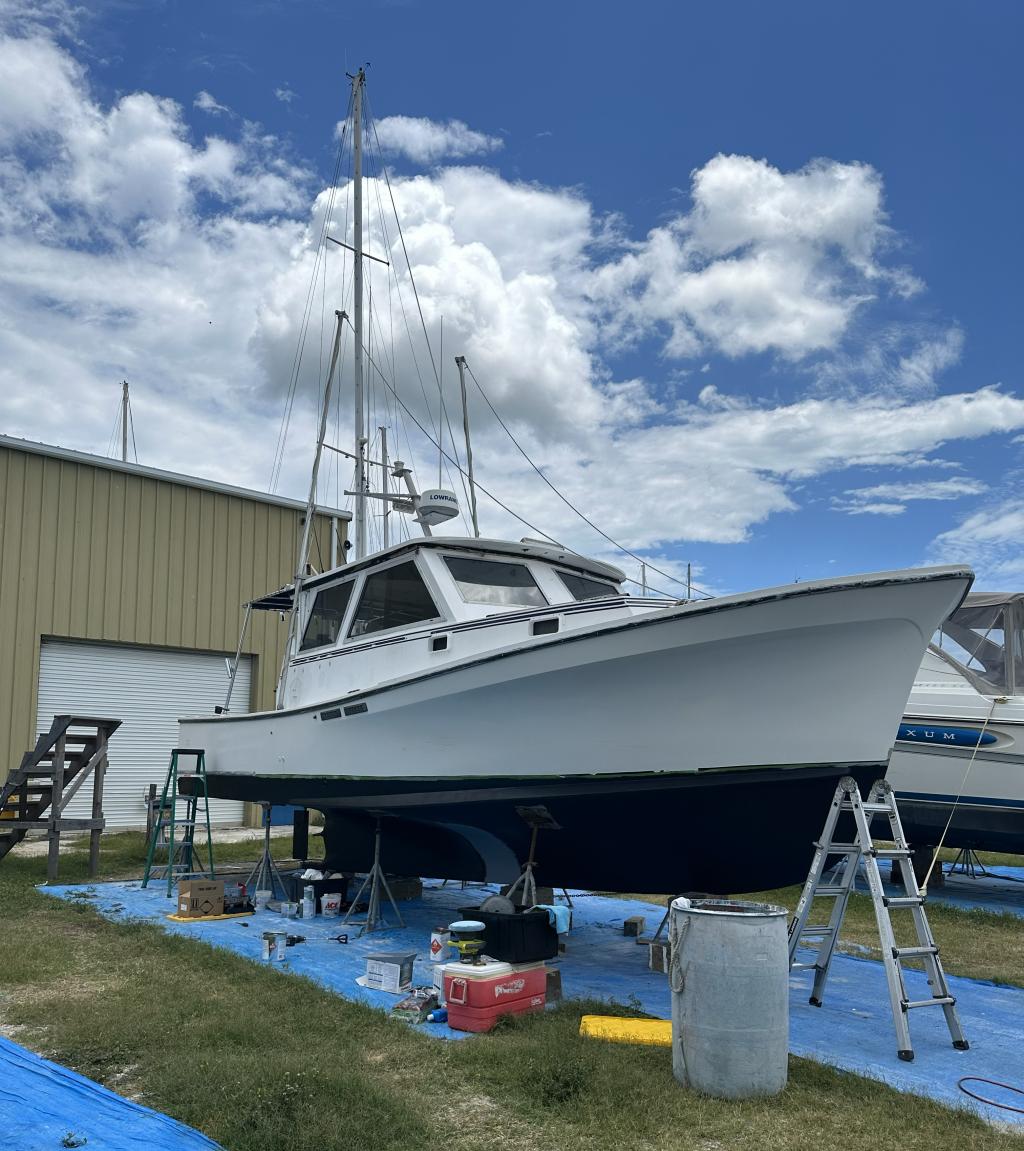 35' JC Lobster Boat 1985 For Sale - CAT 385 HP