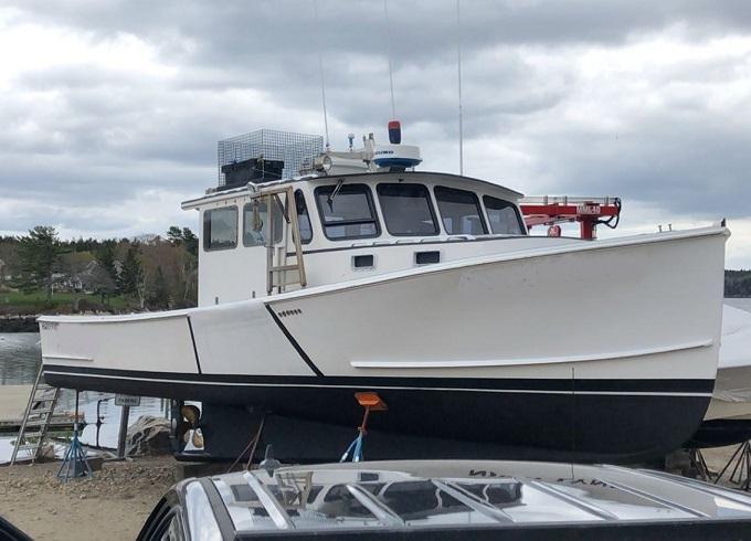 36' Calvin Beal Lobster Boat 2010 For Sale - John Deere 550 HP
