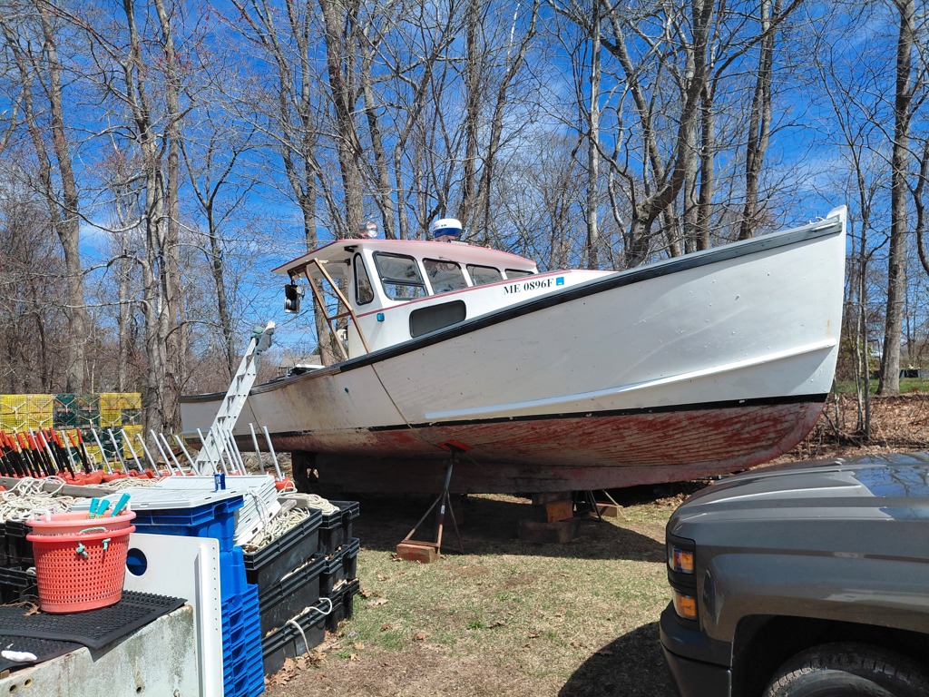 33' Carter Wood Lobster Boat 1985 For Sale - John Deere 225 HP