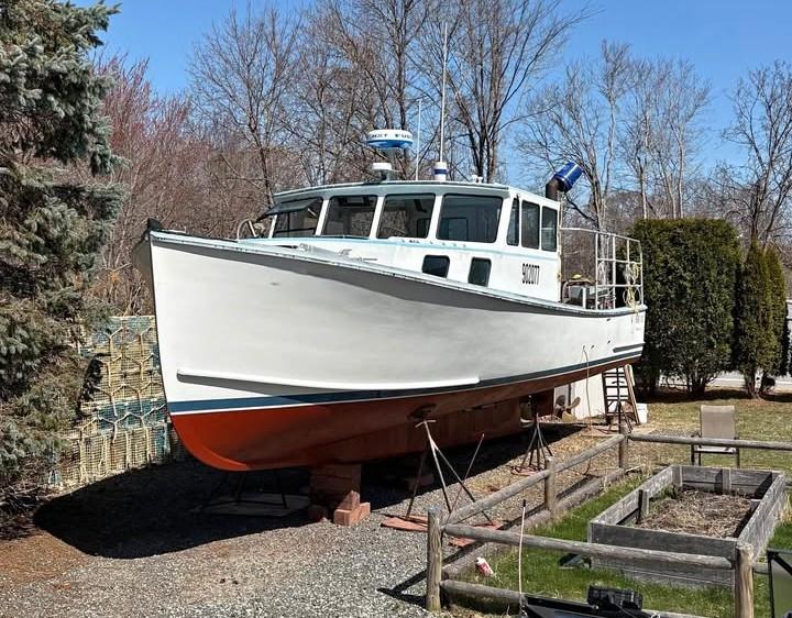 40' Young Brothers Lobster Boat 1986 For Sale - John Deere 330 HP