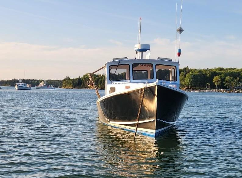 32' H&H Lobster Boat 2006 For Sale - Cummins 355 HP