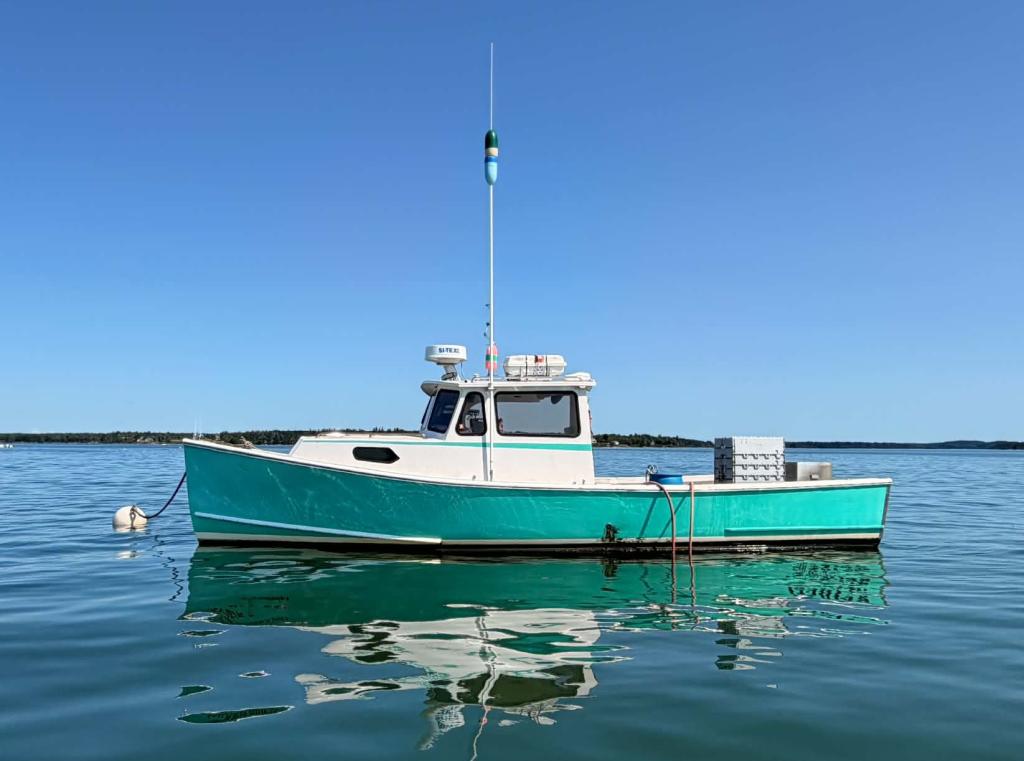 33' Crowley Beal Lobster Boat 2011 For Sale - Cummins 425 HP