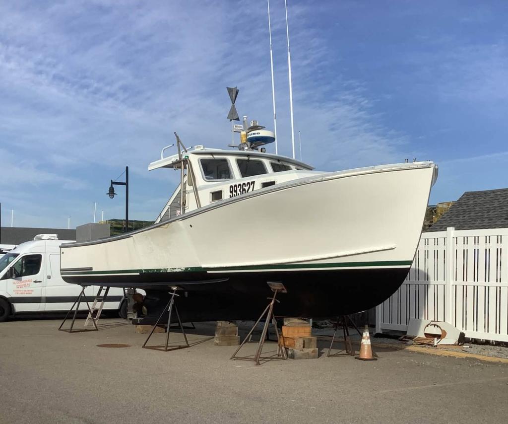 37' MDI Lobster Boat 1993 For Sale - CAT 375 HP
