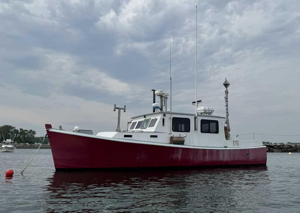 37' Downeast Boat 1969 For Sale - Detroit Diesel 200 HP